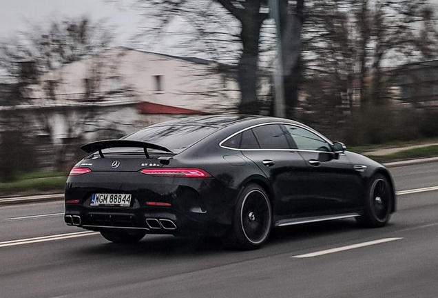 Mercedes-AMG GT 63 S X290