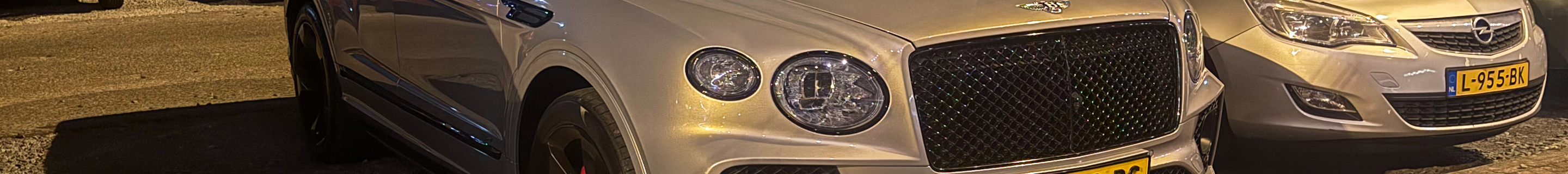 Bentley Bentayga Hybrid 2021 First Edition