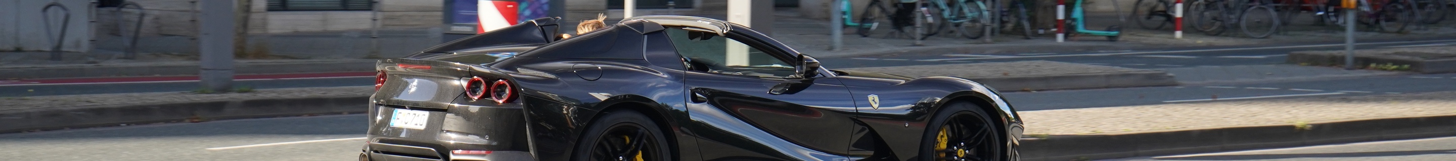 Ferrari 812 GTS