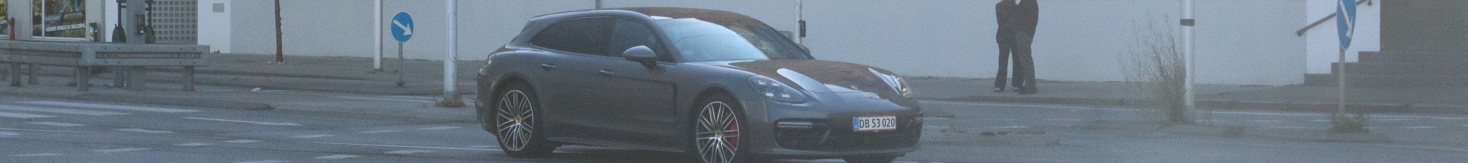 Porsche 971 Panamera Turbo Sport Turismo