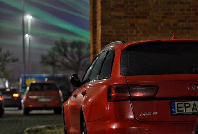 Audi RS6 Avant C7 2015