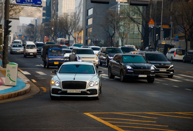 Bentley Flying Spur V8 S 2023