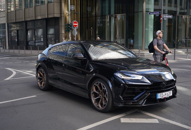 Lamborghini Urus Performante