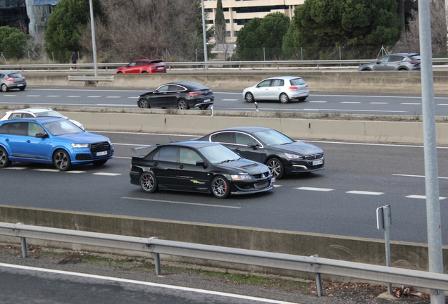 Mitsubishi Lancer Evolution IX