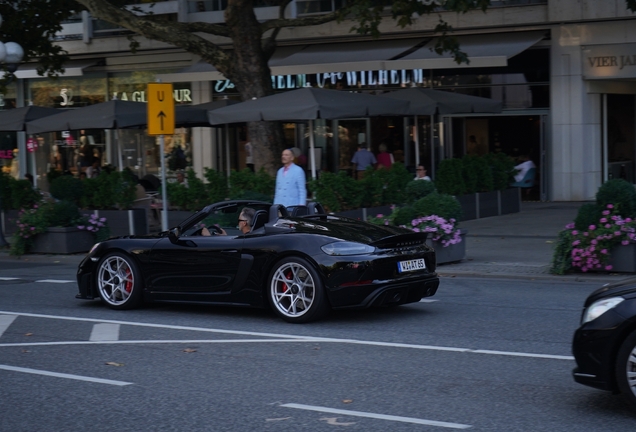 Porsche 718 Spyder RS