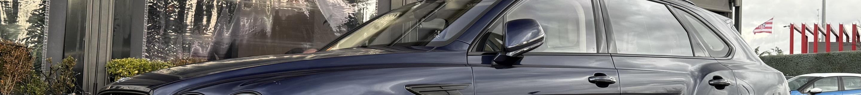 Bentley Bentayga V8 2021