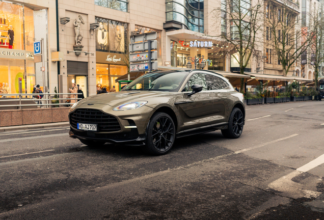 Aston Martin DBX707
