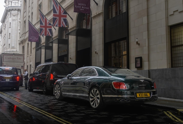 Bentley Flying Spur Hybrid Azure