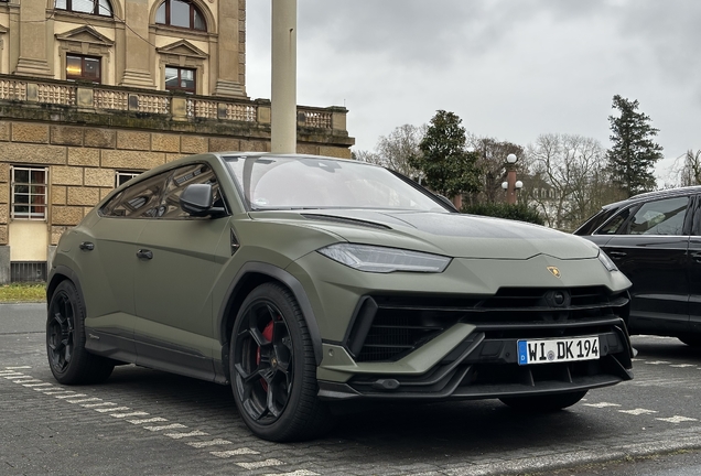 Lamborghini Urus Performante