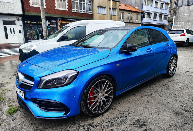 Mercedes-AMG A 45 W176 2015