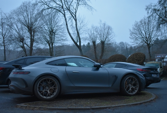 Mercedes-AMG Brabus GT B40S-750 C192