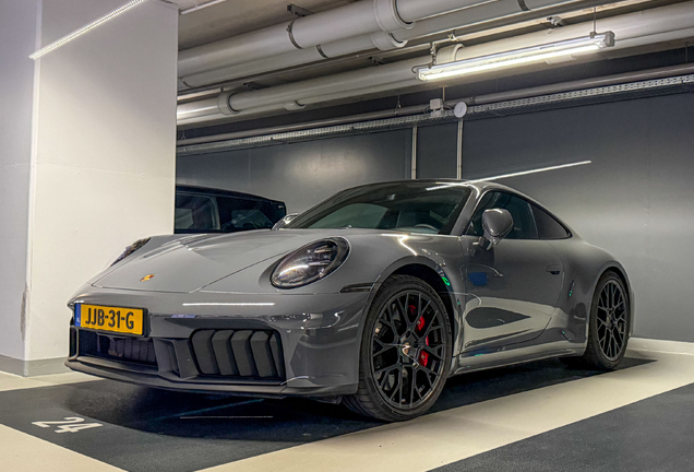 Porsche 992 Carrera 4 GTS MkII