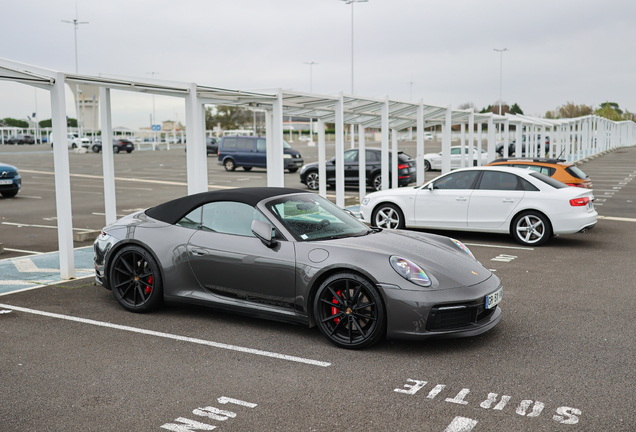 Porsche 992 Carrera 4S Cabriolet MkI
