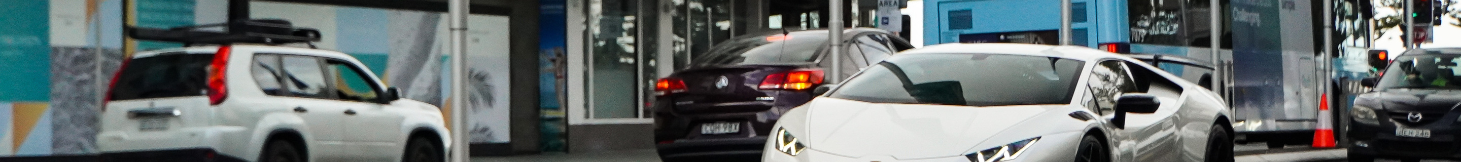 Lamborghini Huracán LP640-4 Performante