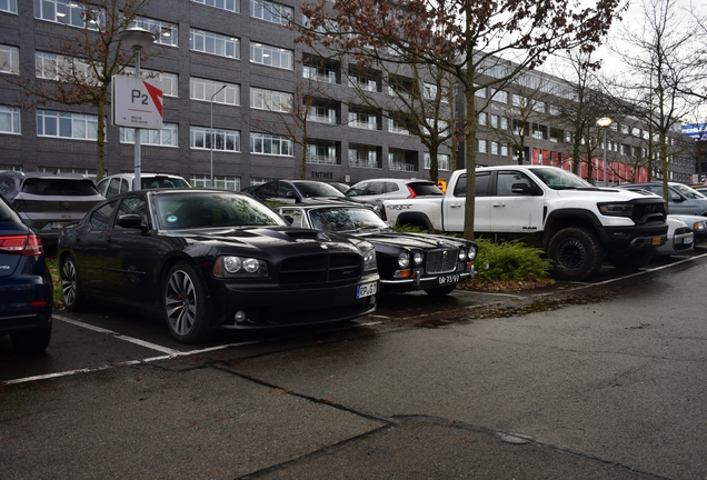 Dodge Charger SRT-8