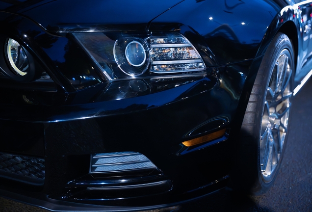 Ford Mustang GT Convertible 2013