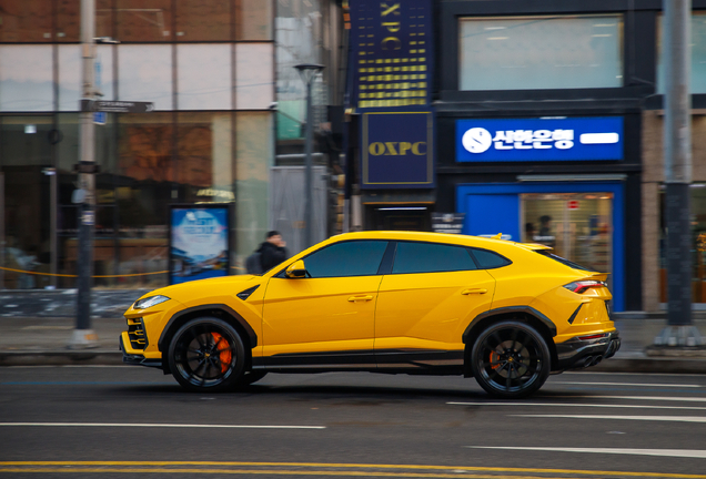 Lamborghini Urus