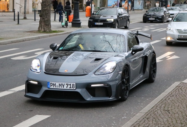 Porsche 718 Cayman GT4 RS Weissach Package