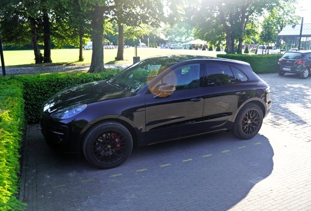 Porsche 95B Macan GTS MkII