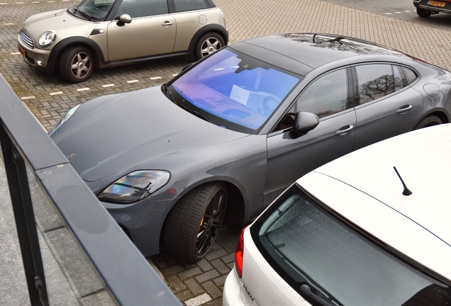 Porsche 972 Panamera Turbo S E-Hybrid