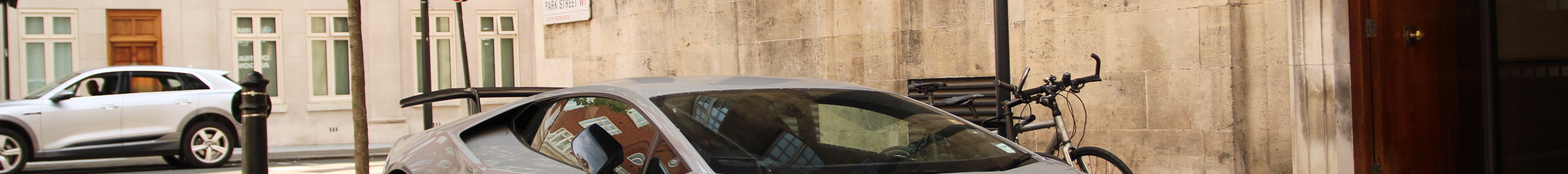 Lamborghini Huracán LP640-4 Performante