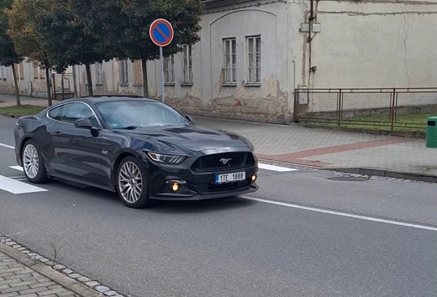 Ford Mustang GT 2015