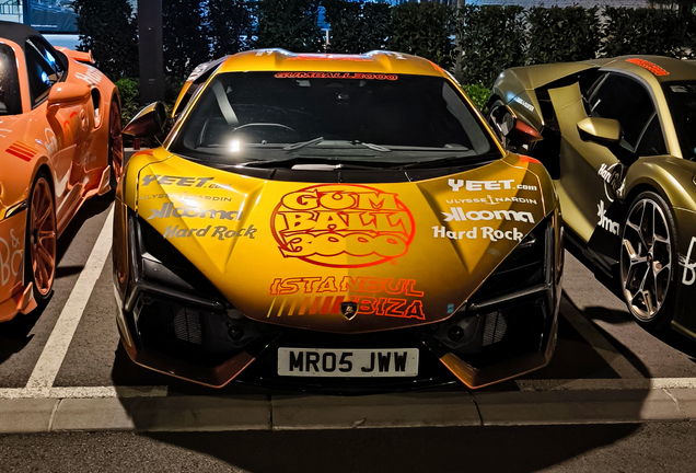 Lamborghini Revuelto