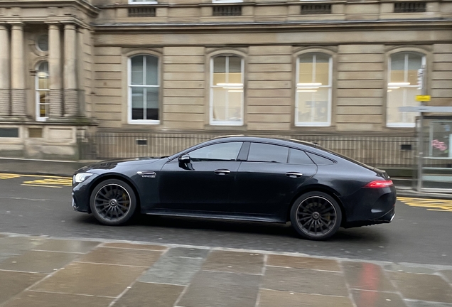 Mercedes-AMG GT 63 S X290