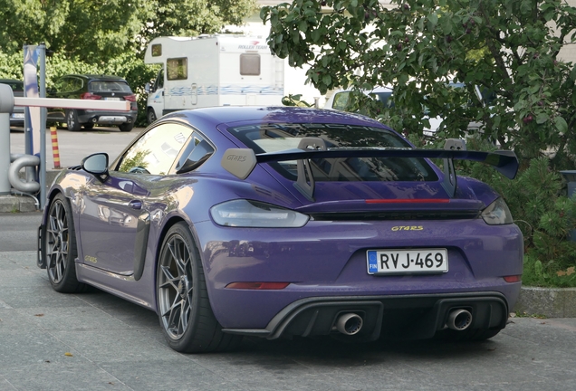 Porsche 718 Cayman GT4 RS Weissach Package