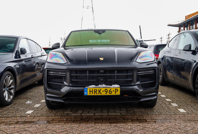 Porsche Cayenne Coupé Turbo E-Hybrid
