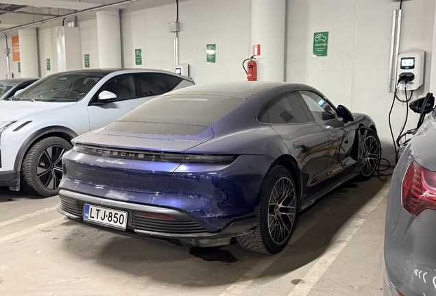 Porsche Taycan Turbo