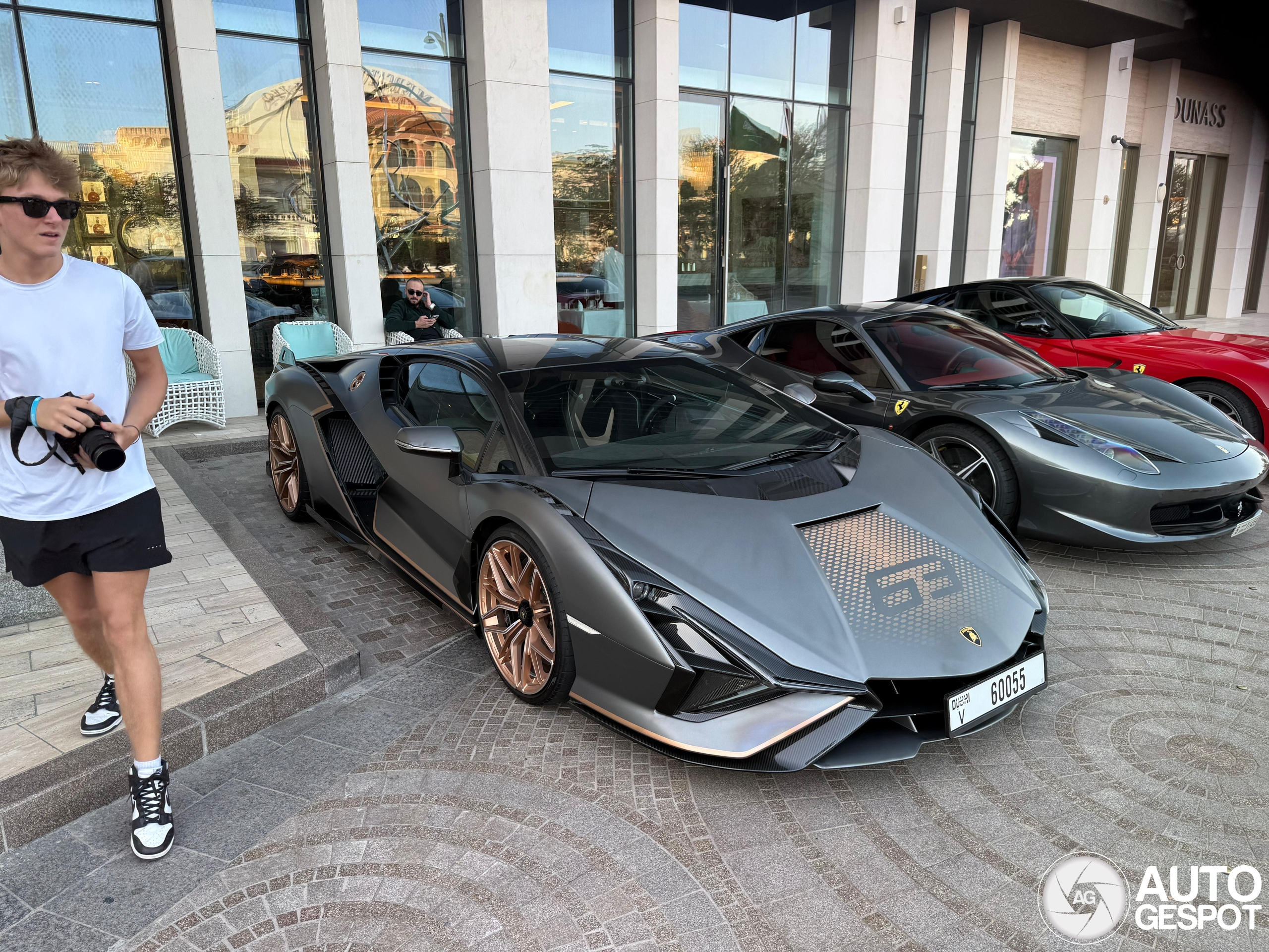 Met deze Lamborghini ben je nog een beetje uniek in Dubai: Lamborghini Sián FKP 37