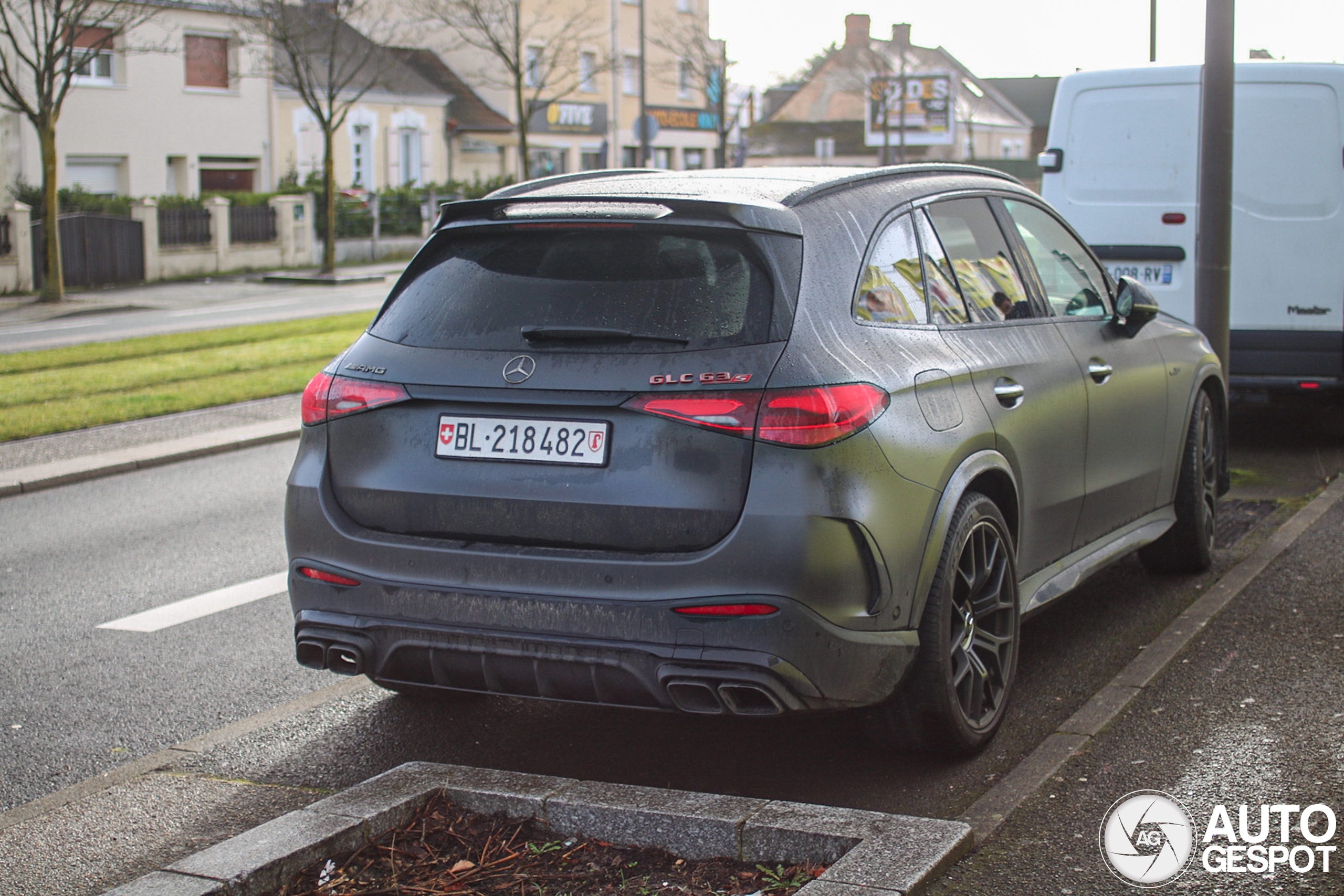 mercedes-amg-glc-63-s-e-performance-x254-31-january-2026-autogespot