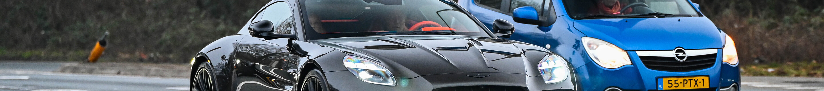 Aston Martin Vantage 2024