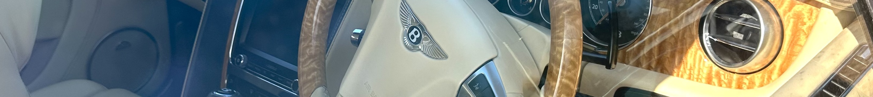 Bentley Continental GTC 2012