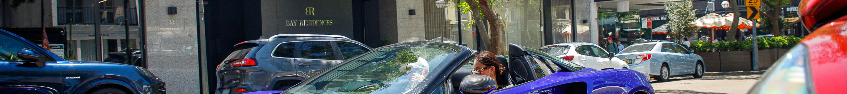 McLaren Artura Spider