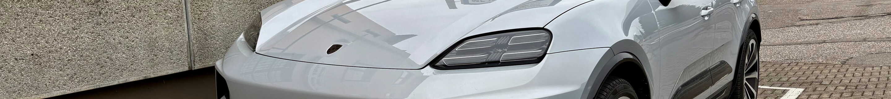 Porsche Macan EV Turbo