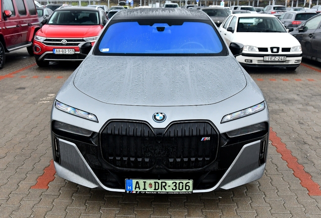 BMW M760e xDrive