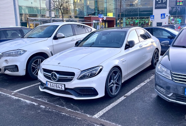 Mercedes-AMG C 63 W205