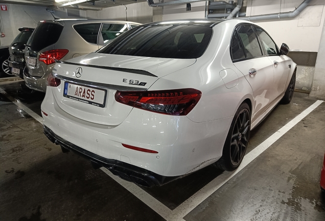 Mercedes-AMG E 63 S W213 2021