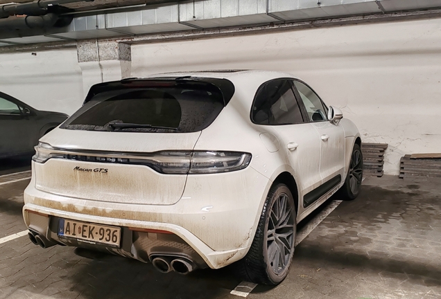 Porsche 95B Macan GTS MkIII