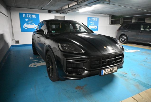 Porsche Cayenne Coupé Turbo E-Hybrid