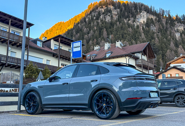 Porsche Cayenne Coupé Turbo E-Hybrid