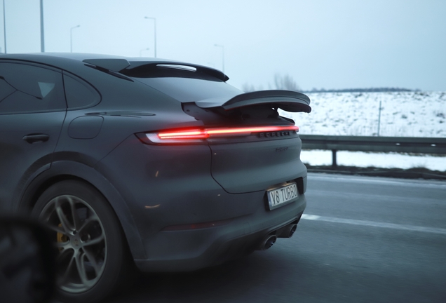 Porsche Cayenne Coupé Turbo E-Hybrid