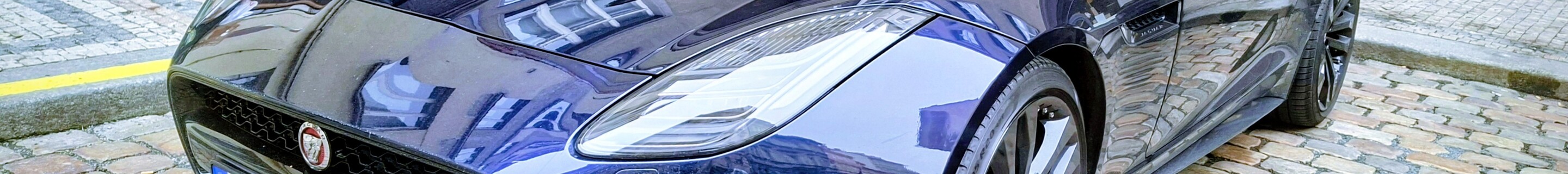 Jaguar F-TYPE R Convertible 2017