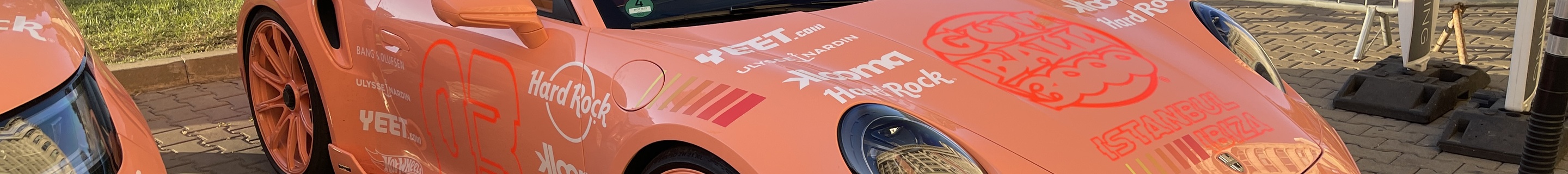 Porsche 992 Turbo S Cabriolet MkI Brabus 900 Peetch