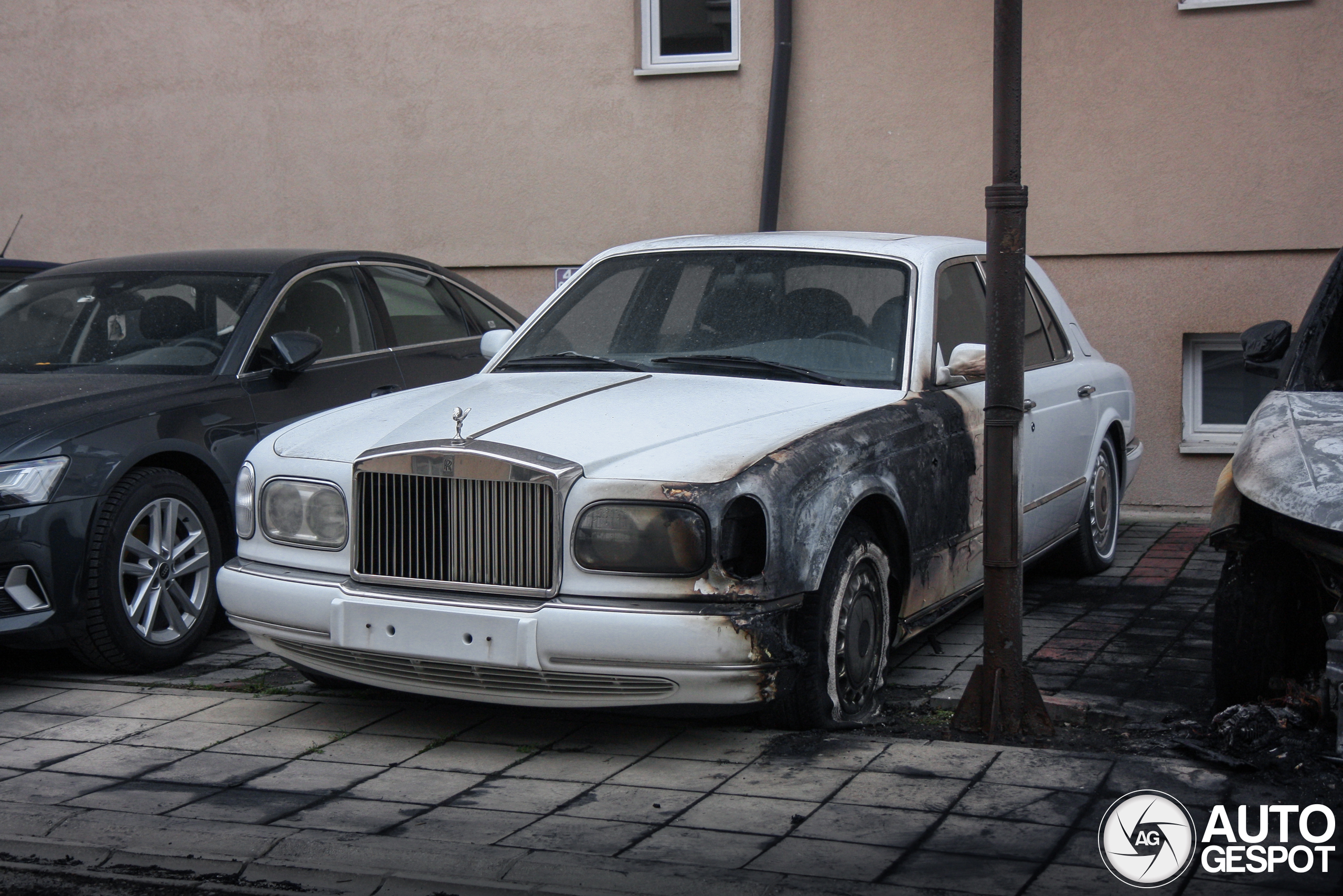 Wrakgespot: Pareltjes die niet meer rijden