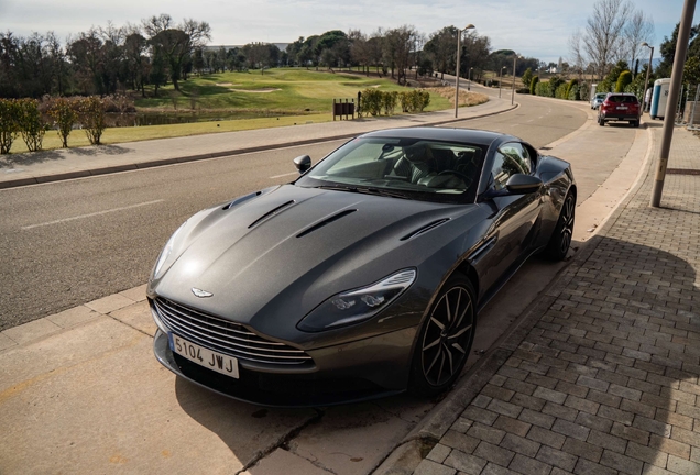 Aston Martin DB11 Launch Edition