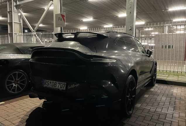 Aston Martin DBX707