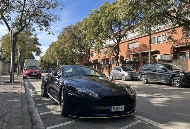Aston Martin V8 Vantage